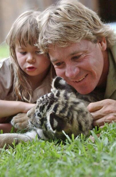 Piden que el rey Carlos III no aparezca en billetes australianos, sino Steve Irwin, el cazador de cocodrilos