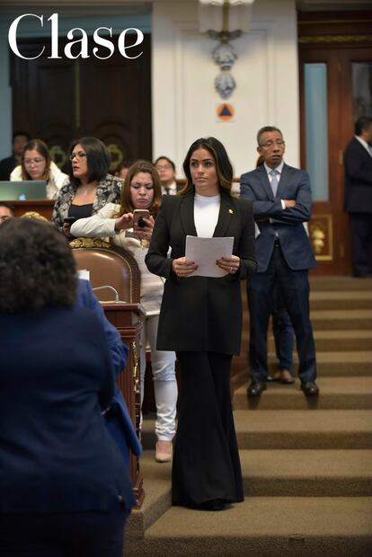 Alessandra Rojo de la Vega se estrena como legisladora