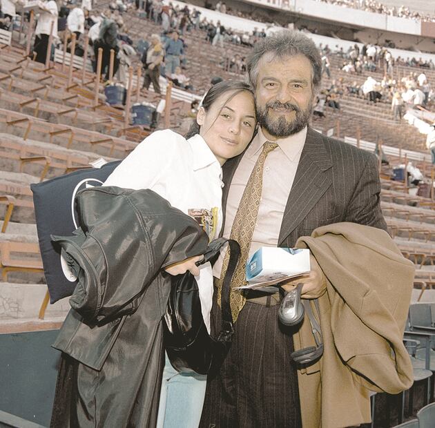 Así despidió Zuria Vega a su papá Gonzalo Vega