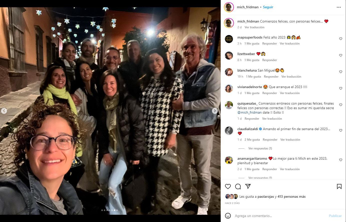 Paola Rojas cobijada con el cariño de sus amigos y de Marcelo Imposti, su novio