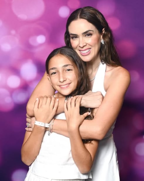 Jacky Bracamontes y su hija mayor Jacqueline / Foto: Instagram
