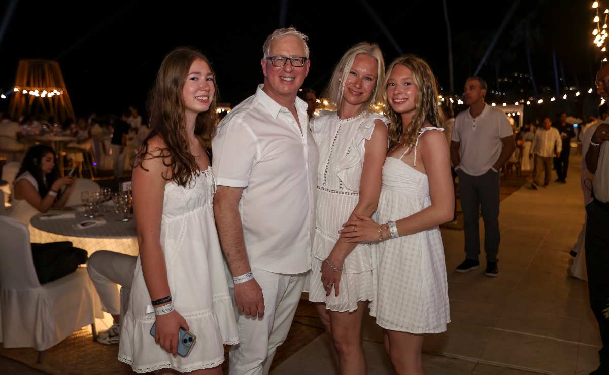 Charlize, Christian, Christine y Luciana Calcagno / Foto: Esteban Torreblanca