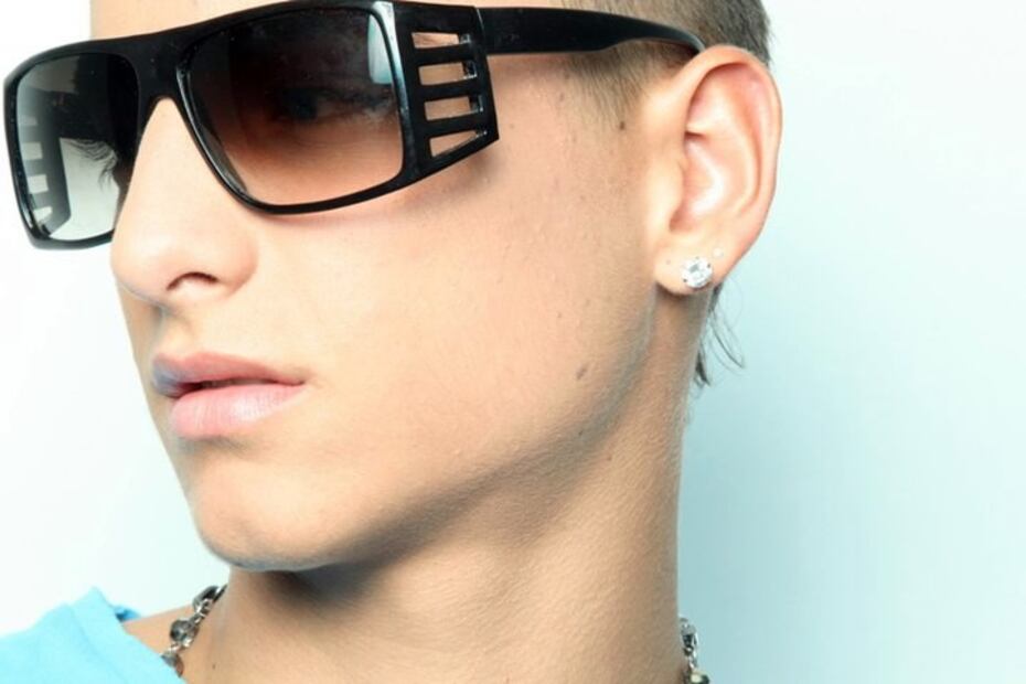 La sorprendente transformación de la imagen de Maluma