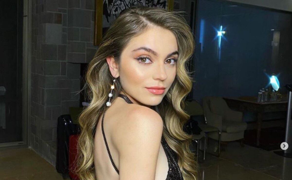 Sofía Castro, hija de Angélica Rivera, presume su árbol de Navidad