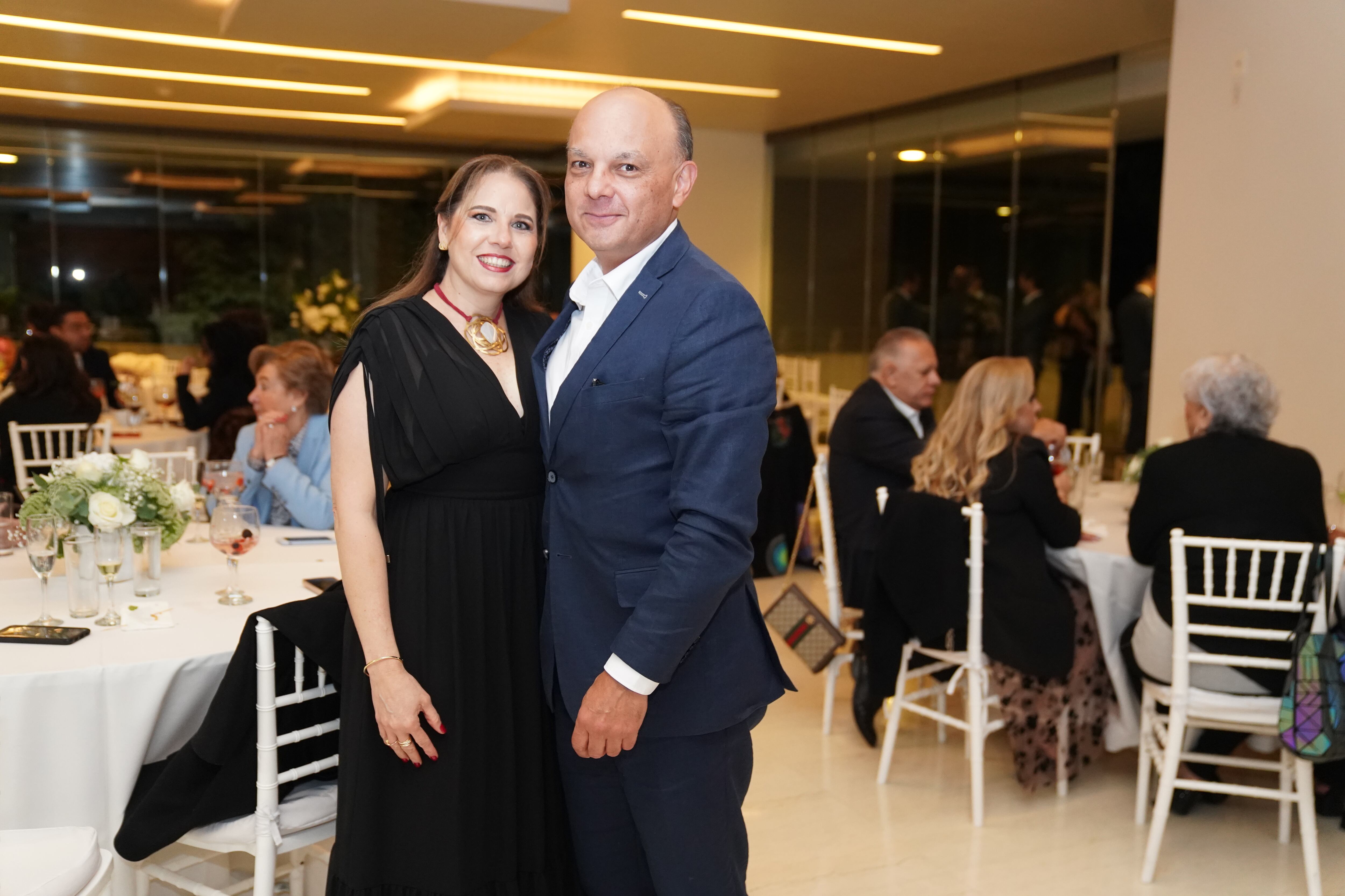 Lizett Remes y Juan Manuel López. (Foto: Leonardo Gómez)