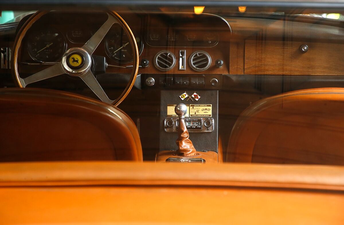 Subastan exclusivo Rolls Royce color verde que perteneció a Elizabeth Taylor