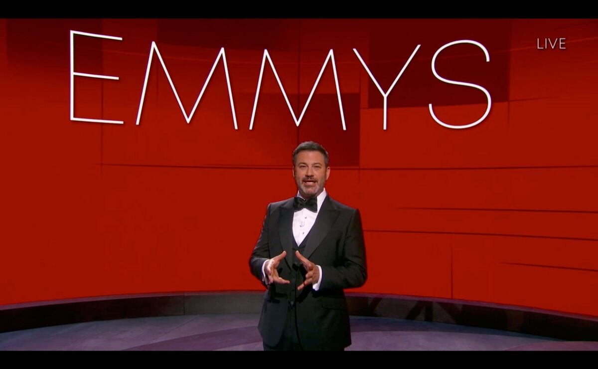 <p>
	Jimmy Kimmel en la 72 entrega de los premios Emmy a lo mejor de la televisión. (Foto: EFE)</p>
