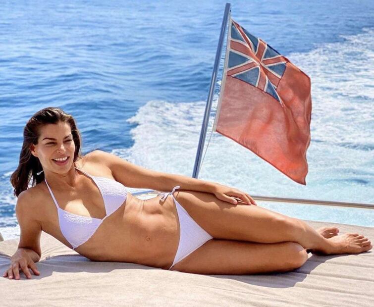 Así de impresionante luce Bárbara Coppel en sus vacaciones en el Mar Mediterráneo 