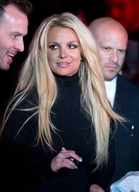 Britney Spears bebe su primera copa de vino tras estar con tutela durante 13 años