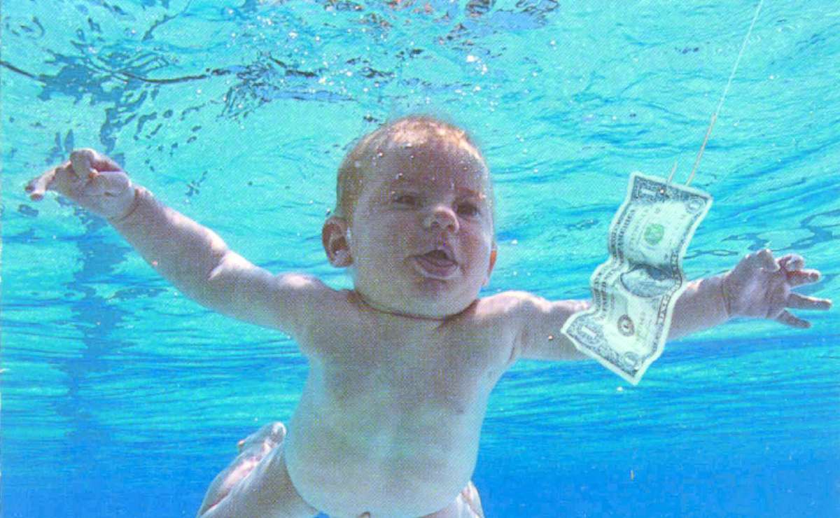 Bebé de la portada del disco de Nirvana, “Nevermind”, los demanda por pornografía infantil