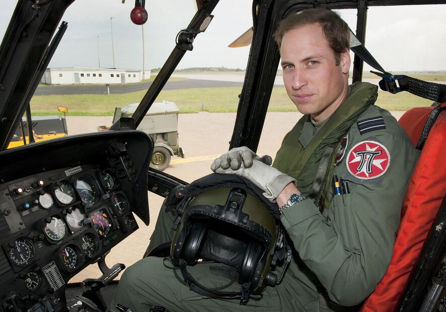 ¿El James Bond de la realeza? El príncipe William estudia todo sobre los espías ingleses