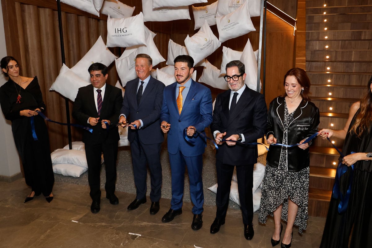 Samuel García en gran opening 