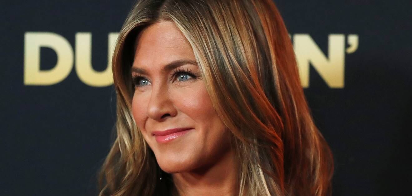 Jennifer Aniston emocionada por la noche de premiación en los Golden Globes