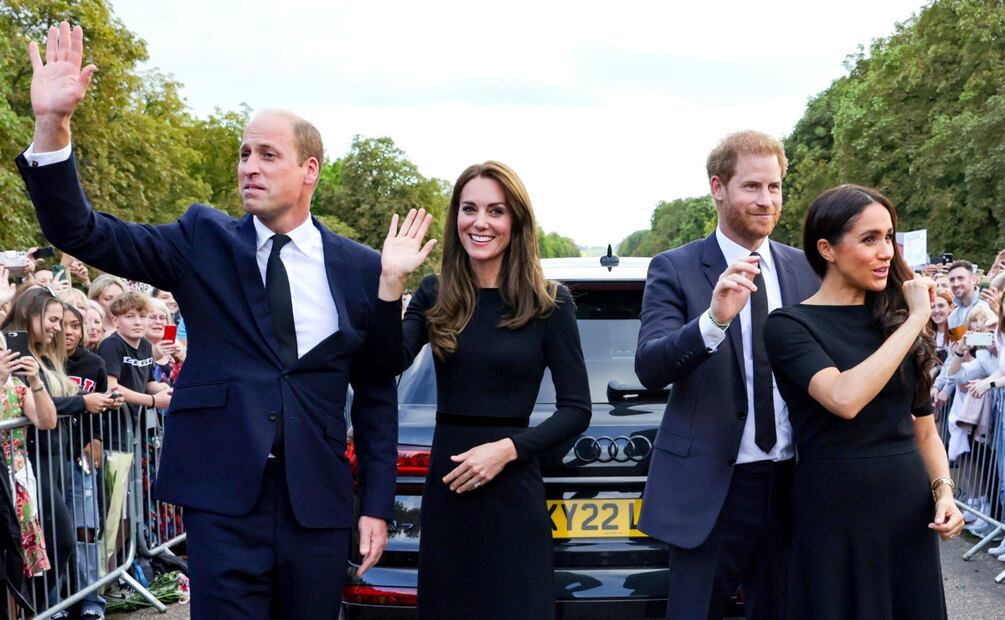 William y Kate han estado casados desde 2011, mientras que Harry y Meghan se casaron en 2018 / AP