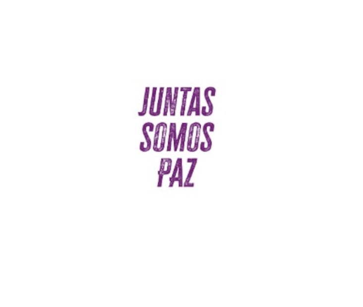 Esmeralda Pimentel y Bárbara Arredondo de la mano en "Juntas somos paz" 