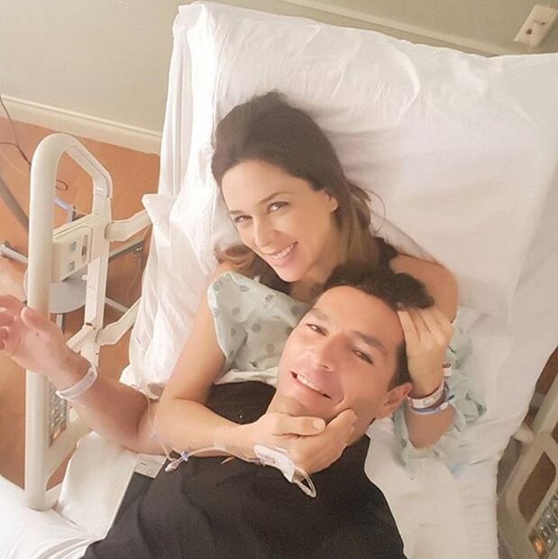Así luce Jacky Bracamontes a días de dar a luz