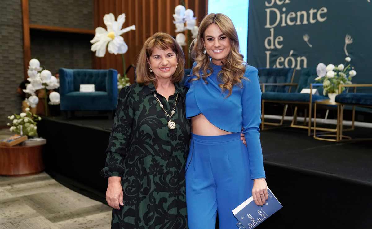 Rocío Fernández y Paola Albarran / Foto: Leonardo Gómez