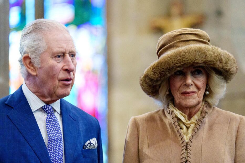 El príncipe Harry y Meghan Markle con un pie fuera de la coronación del rey Carlos por su docuserie