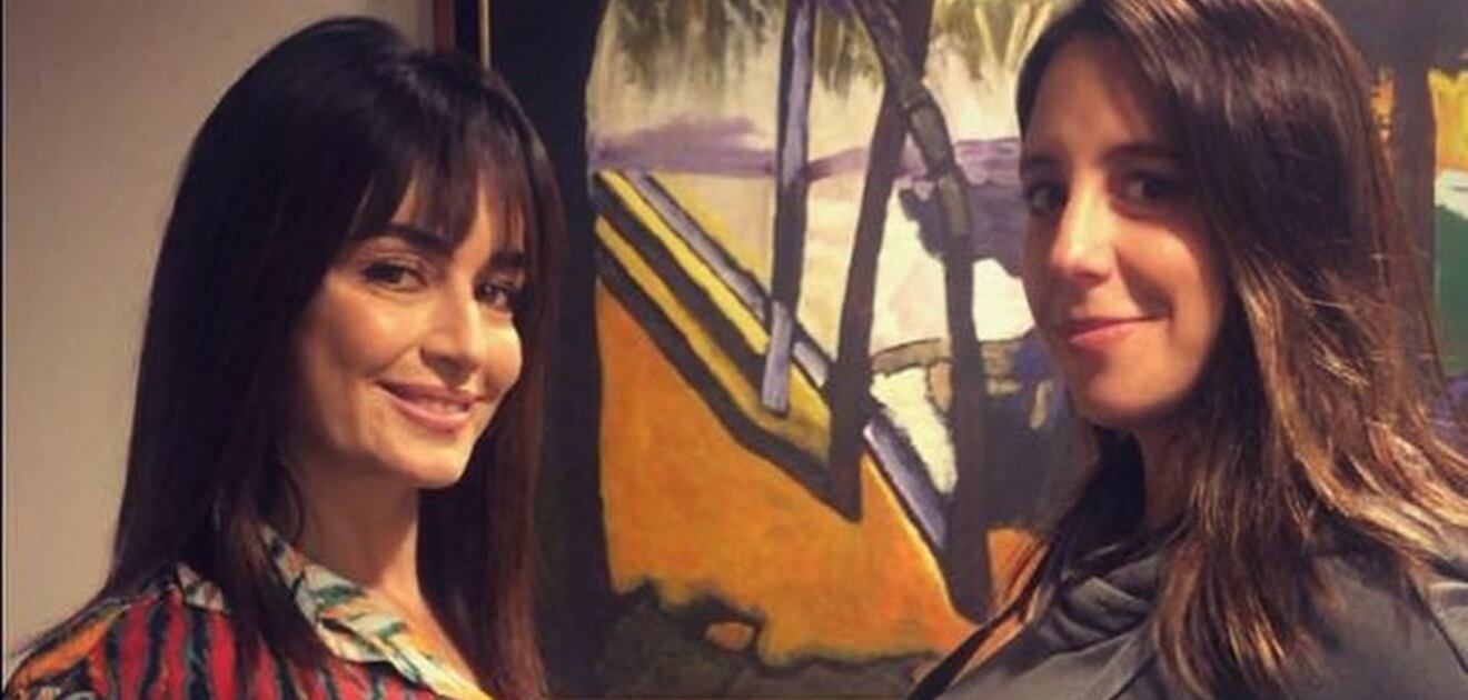 Así se divierten Sofía Niño de Rivera y Ana de la Reguera en un "duelo de pancitas"