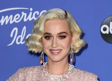 Katy Perry se desploma tras fuga de gas en el set de “American Idol”