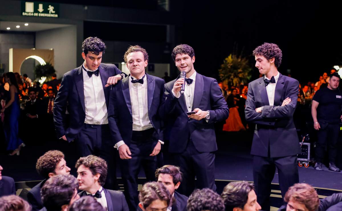 Los graduados del Colegio Irlandés / Foto: Esteban Torreblanca