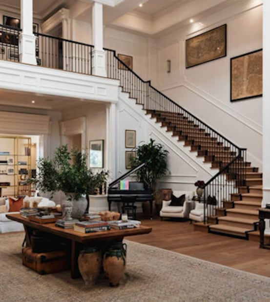 Jennifer Lopez's mansion and Ben Affleck / Photo: Special