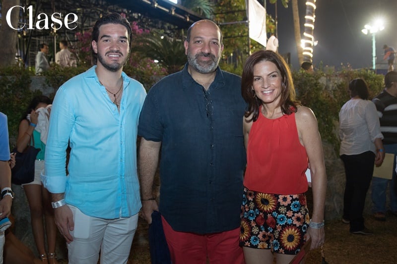 Diego, Patrick y María de Jesús Aramburu de Slim / Foto: Heptor Arjona