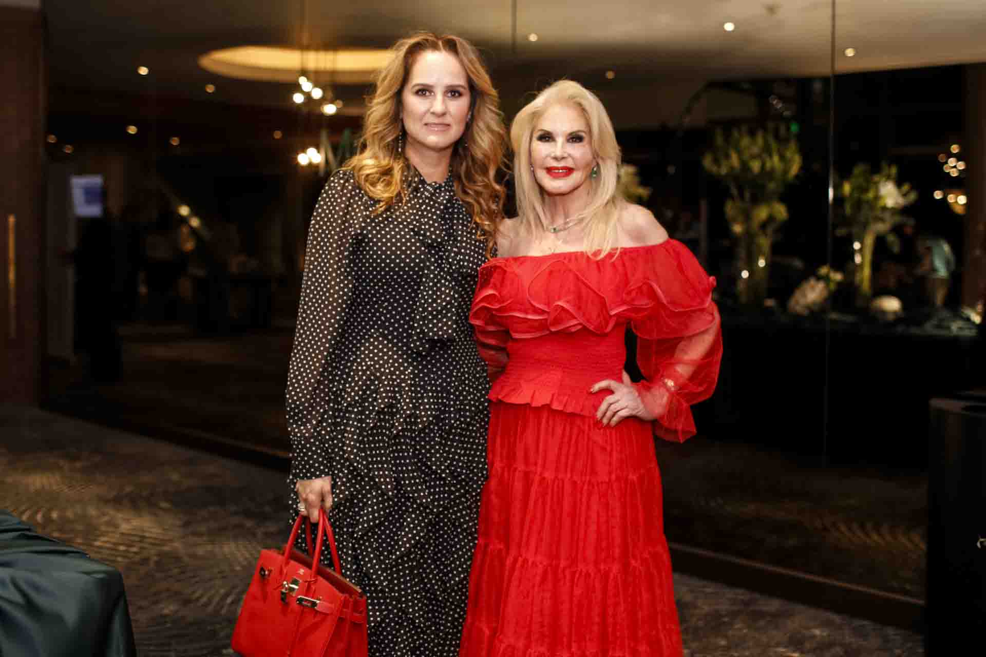 Vanessa Pliego e Hilda Calderón. (Foto: Esteban Torreblanca)