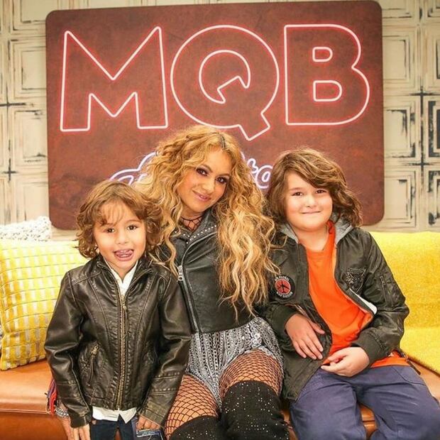 Así disfrutaron Paulina Rubio y sus dos hijos el Día de Pascua 