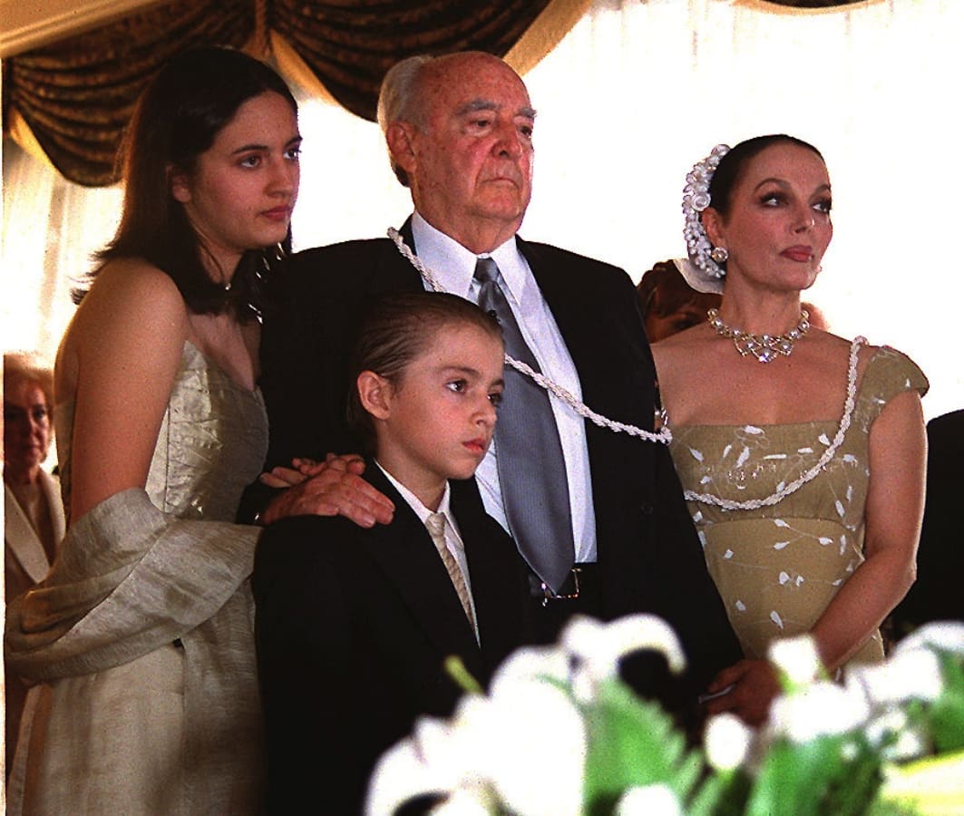 Sasha Montenegro y José López Portillo con sus hijos, Nabila y Alejandro / Archivo El Universal