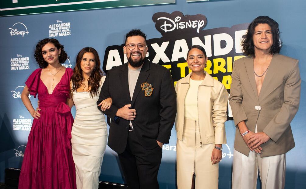 Paulina Chávez, Eva Longoria, Marvin Lemus, Mabel Cadena y Cristo Fernández / Foto: Esteban Torreblanca