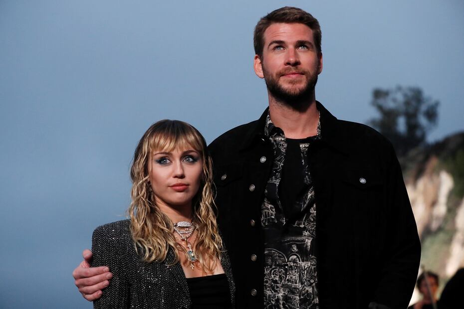 Miley Cyrus y Liam Hemsworth están oficialmente divorciados