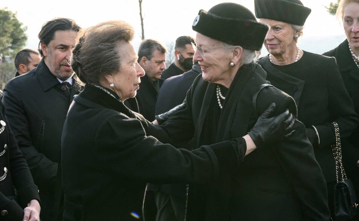 Históricas fotografías del funeral de Constantino II de Grecia, último rey de los helenos