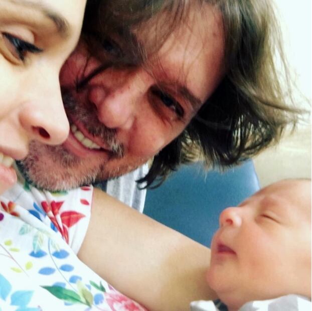 Conoce a Ian, el hijo de René Strickler y Rubí Cardozo 
