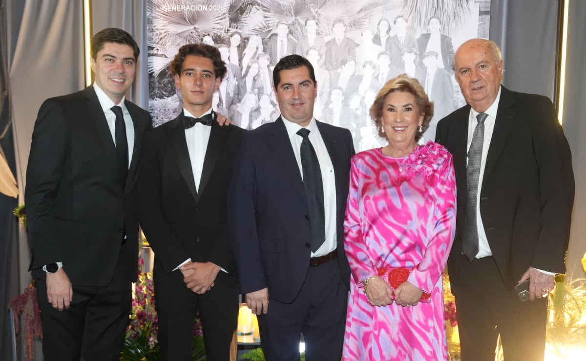 Javier Carredano, Eduardo Carredano Sanfeliz, Eduardo Carredano Torre, María Fernanda Carredano y  Eduardo Carredano Fernández. (Foto: Leonardo Gómez)