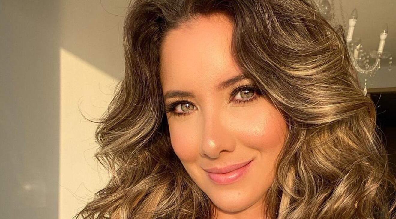 Daniella Álvarez, ex Miss Colombia, posa para revista tras amputación de pierna 
