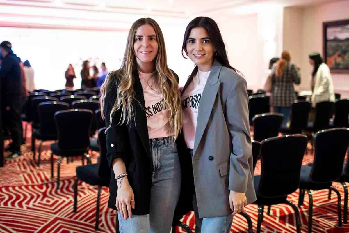 Amanda Saravia y Ximena Jaik. (Foto: Esteban Torreblanca)