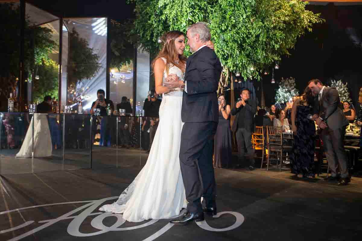 Los novios. (Foto: Esteban Torreblanca)