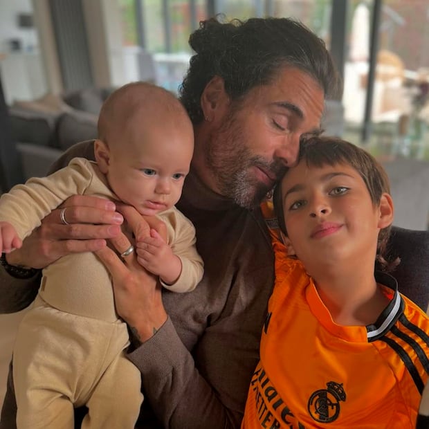 Matías Novoa junto a sus pequeños / Foto: Instagram