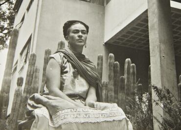 Subastarán fotos inéditas del funeral de Frida Kahlo