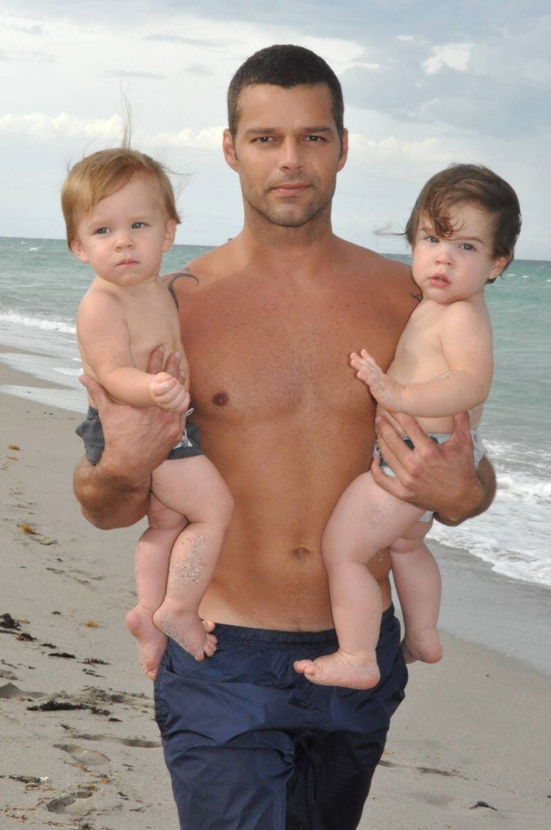 Así lucen los hijos de Ricky Martin a sus 8 años 