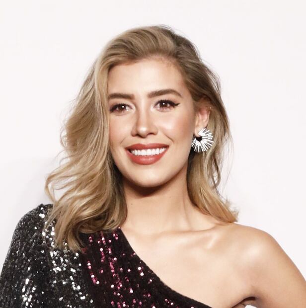Eiza González y Michelle Salas: 2 mexicanas poderosas de gala en París