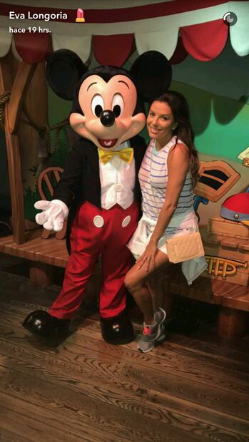 La serenata de Pepe Bastón a Eva Longoria por su cumpleaños