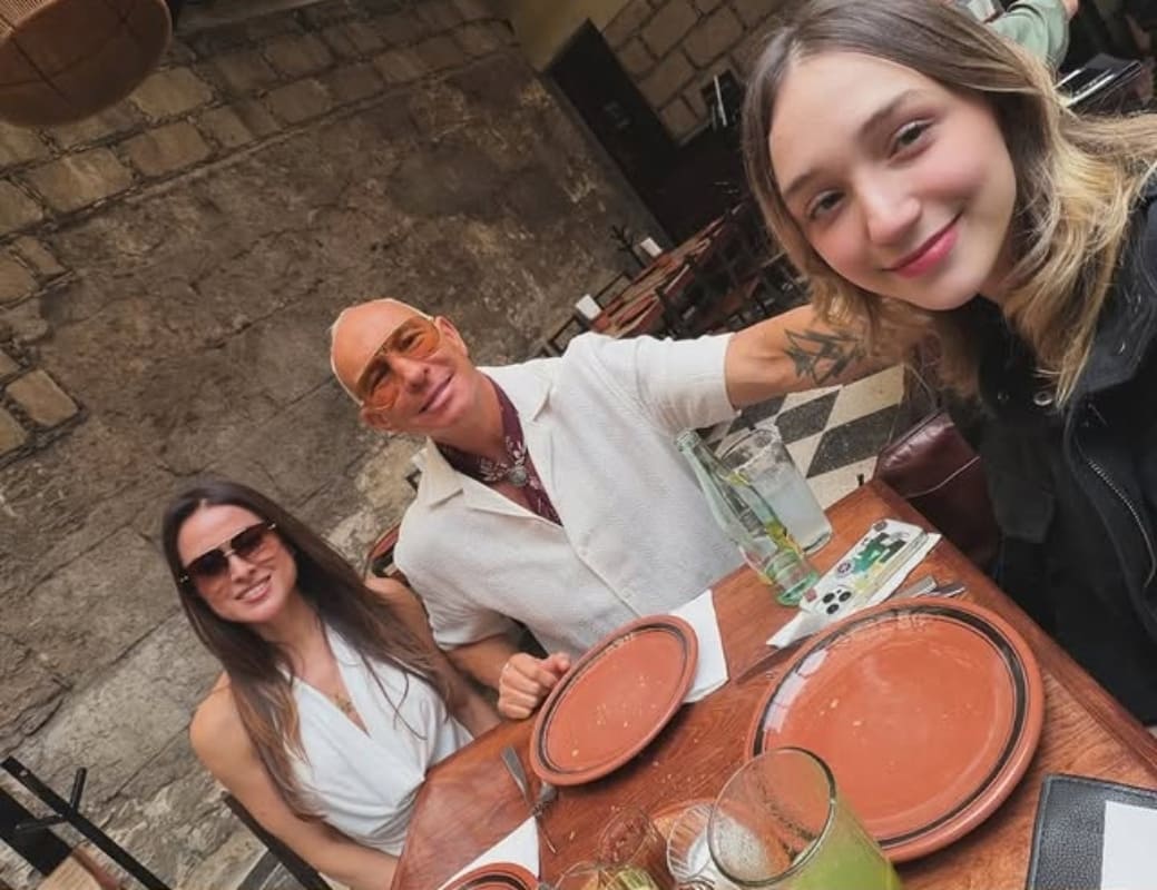 Erik Rubín, su novia y su hija Nina Rubín / Foto: Instagram