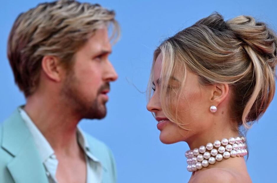 Margot Robbie y Ryan Gosling en el estreno de "Barbie" / AFP