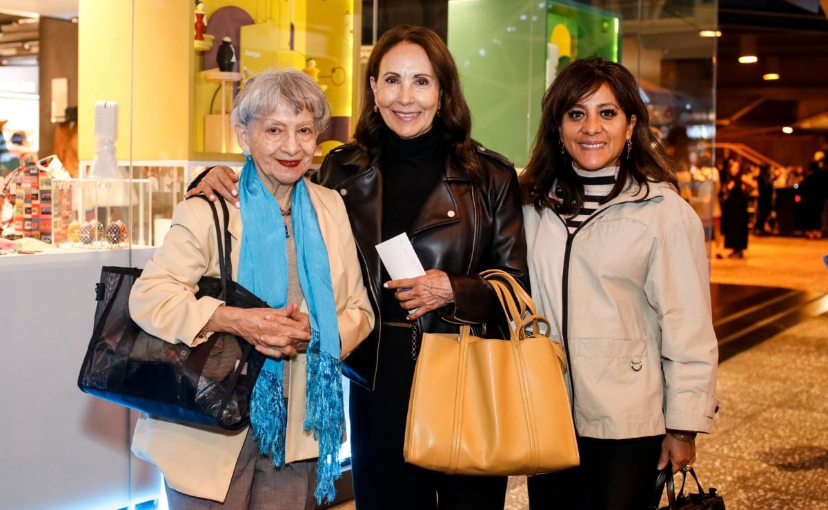Isabel Mijares, Blanca Guerra y Mónica Aguirre / Foto: Esteban Torreblanca