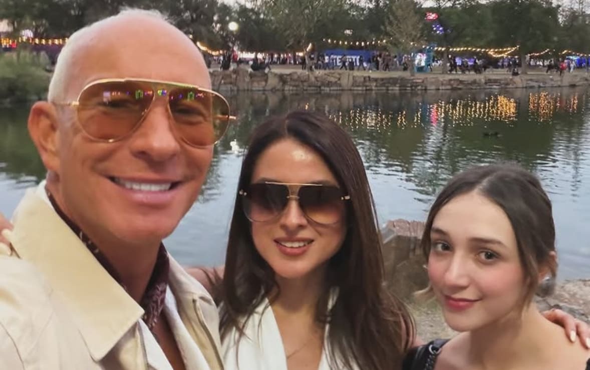 Erik Rubín y la foto familiar con la que confirma su noviazgo