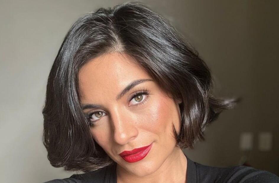 Instagram: @anabreco