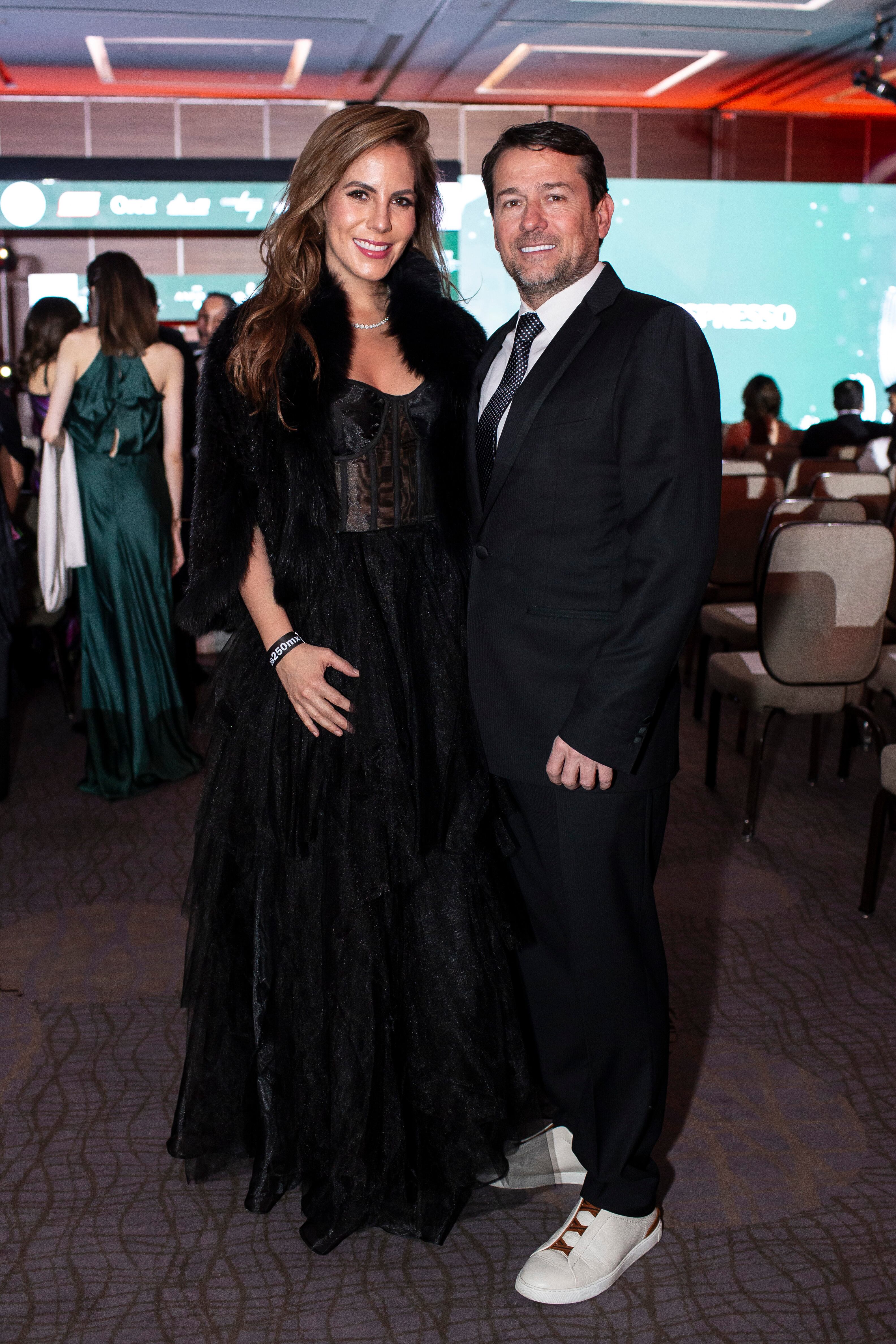 Ivette Ortiz y Eduardo Palazuelos. (Foto: Esteban Torreblanca)