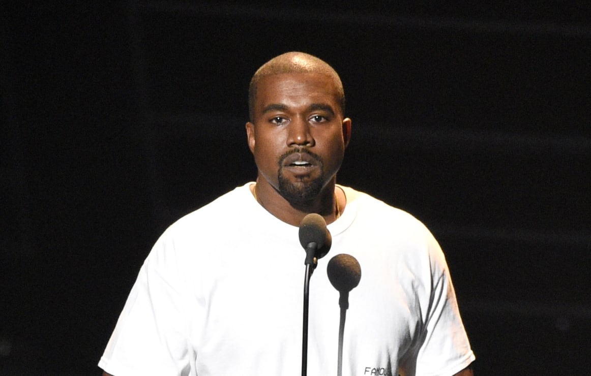 Kanye West se muestra reflexivo ante muerte de la reina Isabel II "Suelto todos los rencores" 